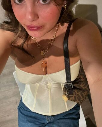 Sarabella Harris - sarabellaharriss - sexiisariii777 Nude Leaks OnlyFans Photo 18