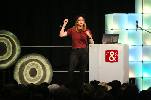 Simone Giertz Nude Leaks OnlyFans Photo 52