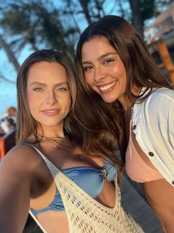 Thici Fontes Nude Leaks OnlyFans Photo 1