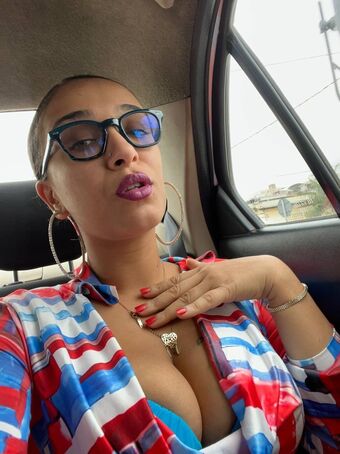 Vashablue Nude Leaks OnlyFans Photo 12