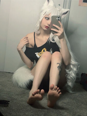 xenluvsmiku Nude Leaks OnlyFans Photo 2