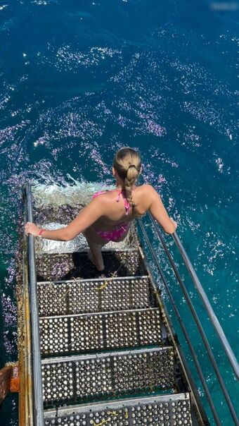 02.queenice Nude Leaks OnlyFans Photo 9