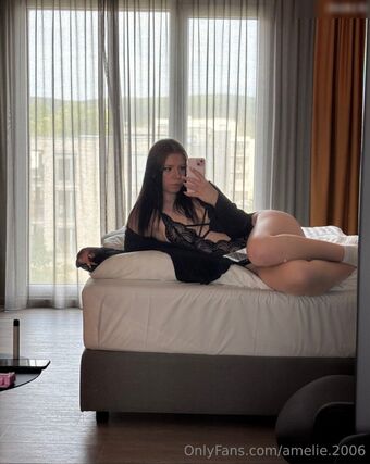 Amelie.2006 Nude Leaks OnlyFans Photo 45