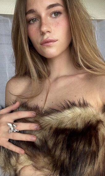 Anna Malyg0n Nude Leaks OnlyFans Photo 132