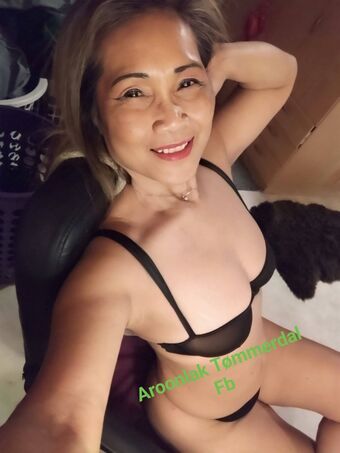 Aroonlak Ubon Nude Leaks OnlyFans Photo 41