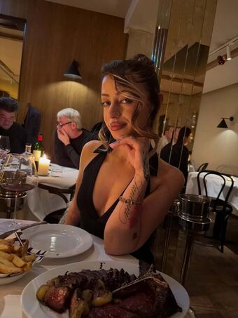 asyaalizaude Nude Leaks OnlyFans Photo 3