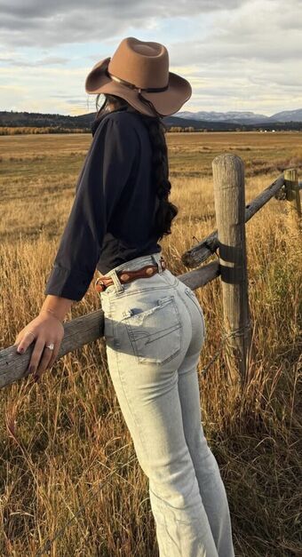 Elena Arenas Nude Leaks OnlyFans Photo 55