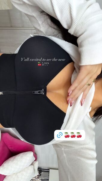 Ella Bleu Nude Leaks OnlyFans Photo 22