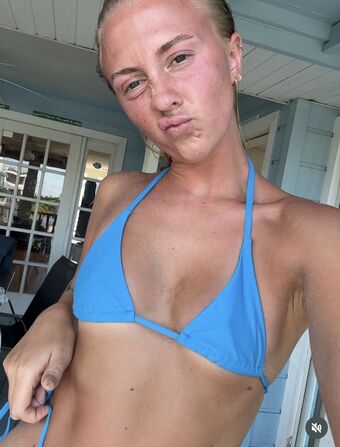 Emwallbank Nude Leaks OnlyFans Photo 10