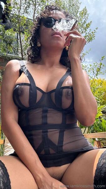 illaroom_ Nude Leaks OnlyFans Photo 10