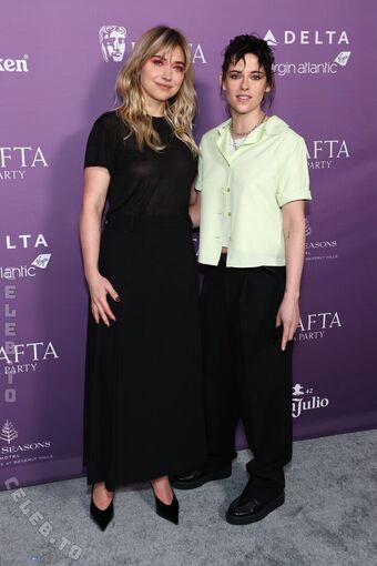 Imogen Poots Nude Leaks OnlyFans Photo 121