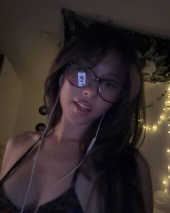 jassmiris Nude Leaks OnlyFans Photo 11