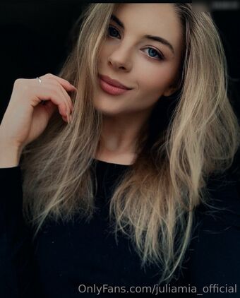 Juliamia_official Nude Leaks OnlyFans Photo 3