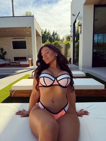 Kayla Manousselis / kaylamanousselis Nude Leaks OnlyFans Photo 3