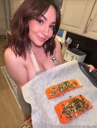 KeiraJune Nude Leaks OnlyFans Photo 12