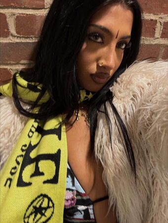 Lara Raj Nude Leaks OnlyFans Photo 56