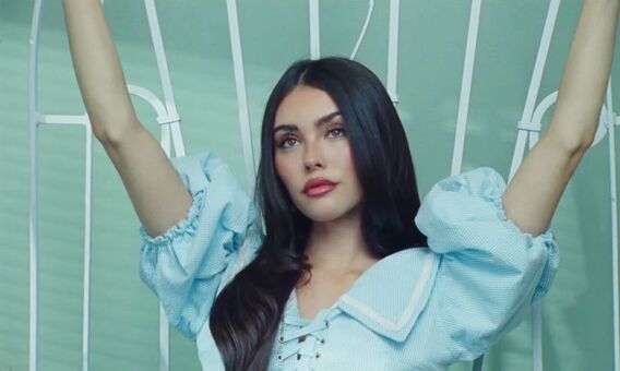 Madison Beer Nude Leaks OnlyFans Photo 16