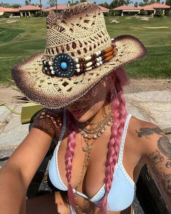 Mai Pham Nude Leaks OnlyFans Photo 21