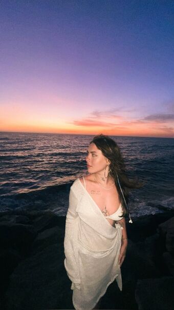 Malu Paris Nude Leaks OnlyFans Photo 21