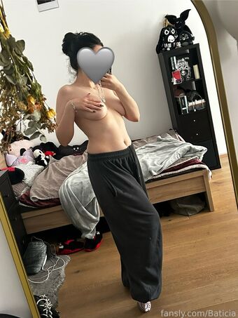 Myrteya Nude Leaks OnlyFans Photo 40