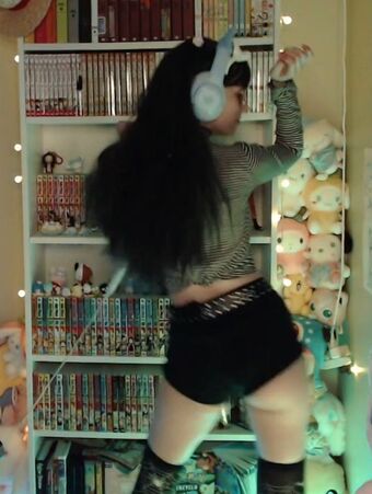 Skymi_chan Nude Leaks OnlyFans Photo 421