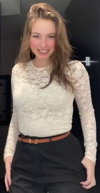 Sofie Snoeck Nude Leaks OnlyFans Photo 14