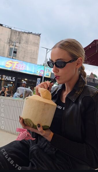 Stella Bossi Nude Leaks OnlyFans Photo 21