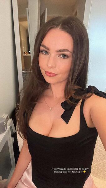 Tiffany Salmond Nude Leaks OnlyFans Photo 14