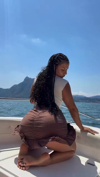 um_shanny Nude Leaks OnlyFans Photo 6